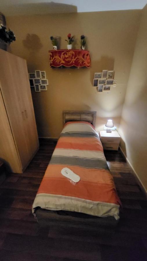 Lotus Guest House Malta 그지라 외부 사진