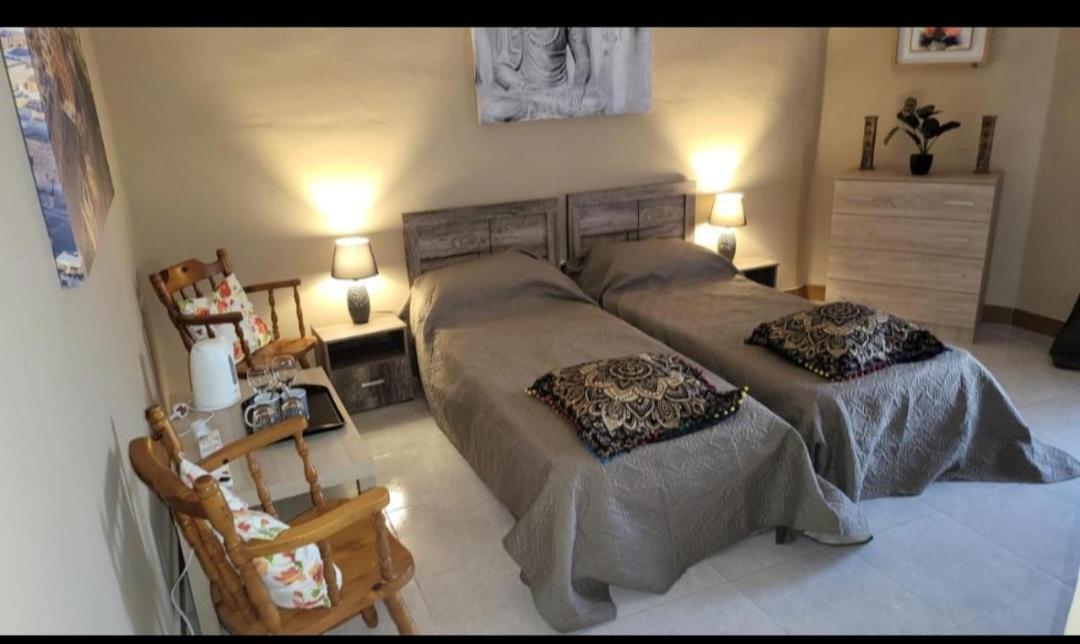 Lotus Guest House Malta 그지라 외부 사진