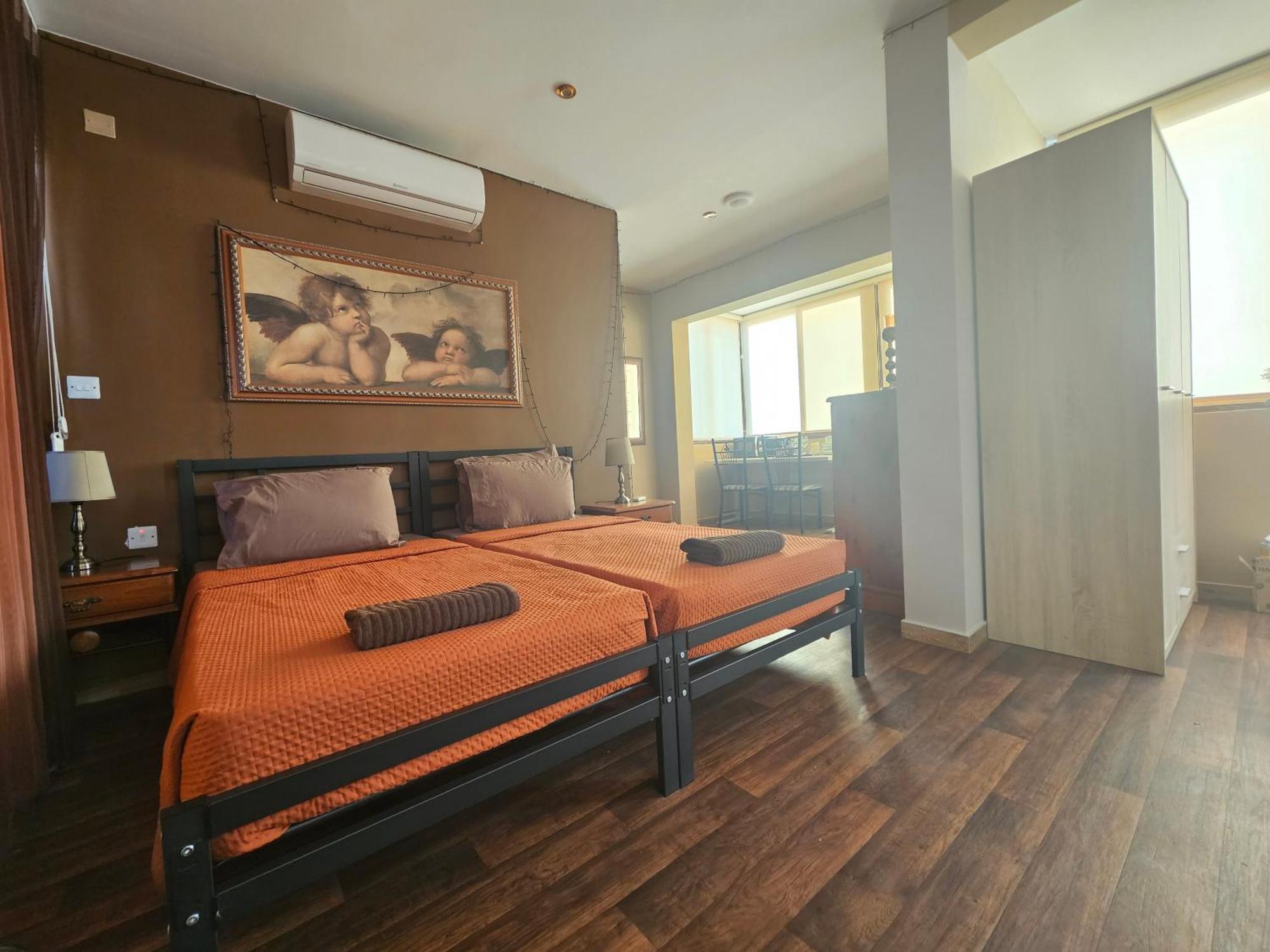 Lotus Guest House Malta 그지라 외부 사진